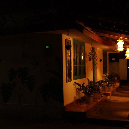 House In The Beach Alappuzha ภายนอก รูปภาพ