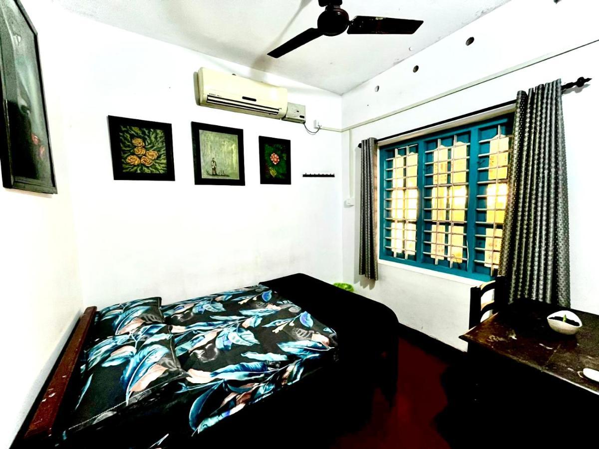 House In The Beach Alappuzha ภายนอก รูปภาพ