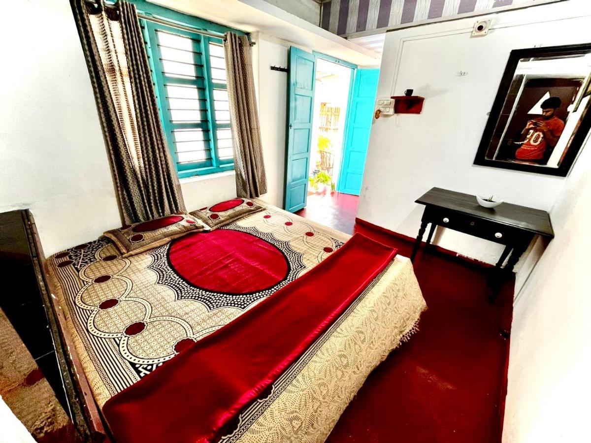 House In The Beach Alappuzha ภายนอก รูปภาพ